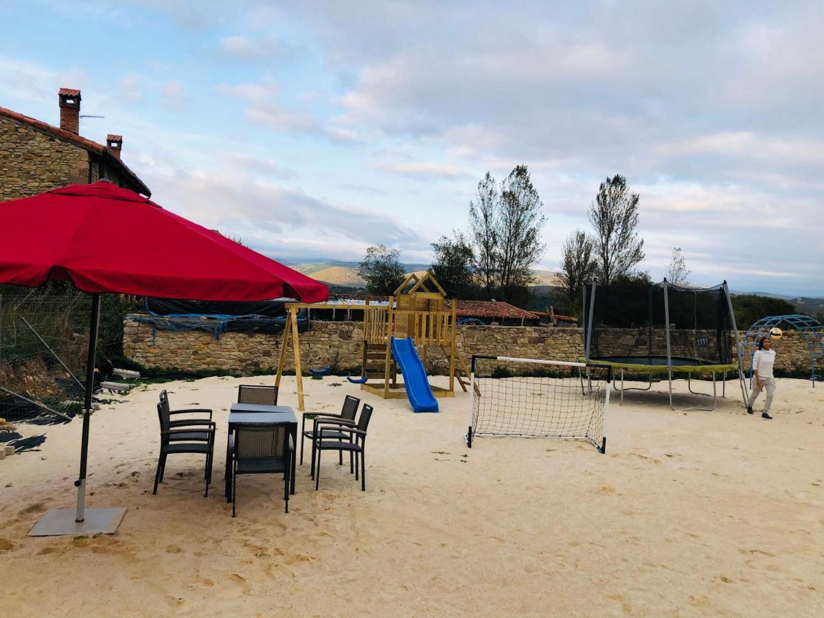 El Valle Perdido Casas Rurales Revelillas Extérieur photo